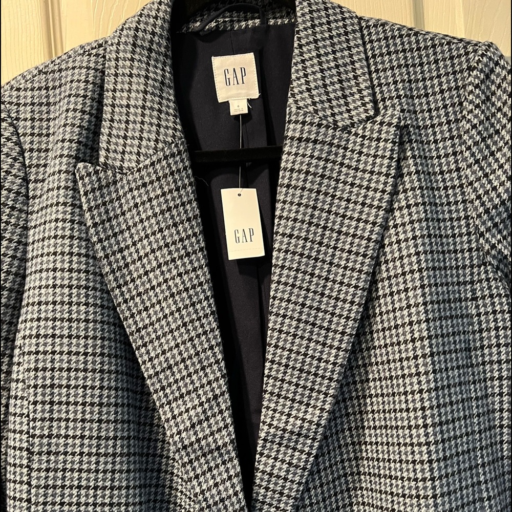 NWT gap blazer